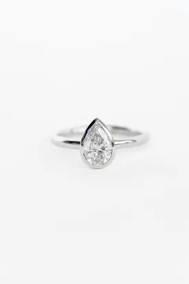 Pear Aura Ring with 1.16ct Lab Diamond