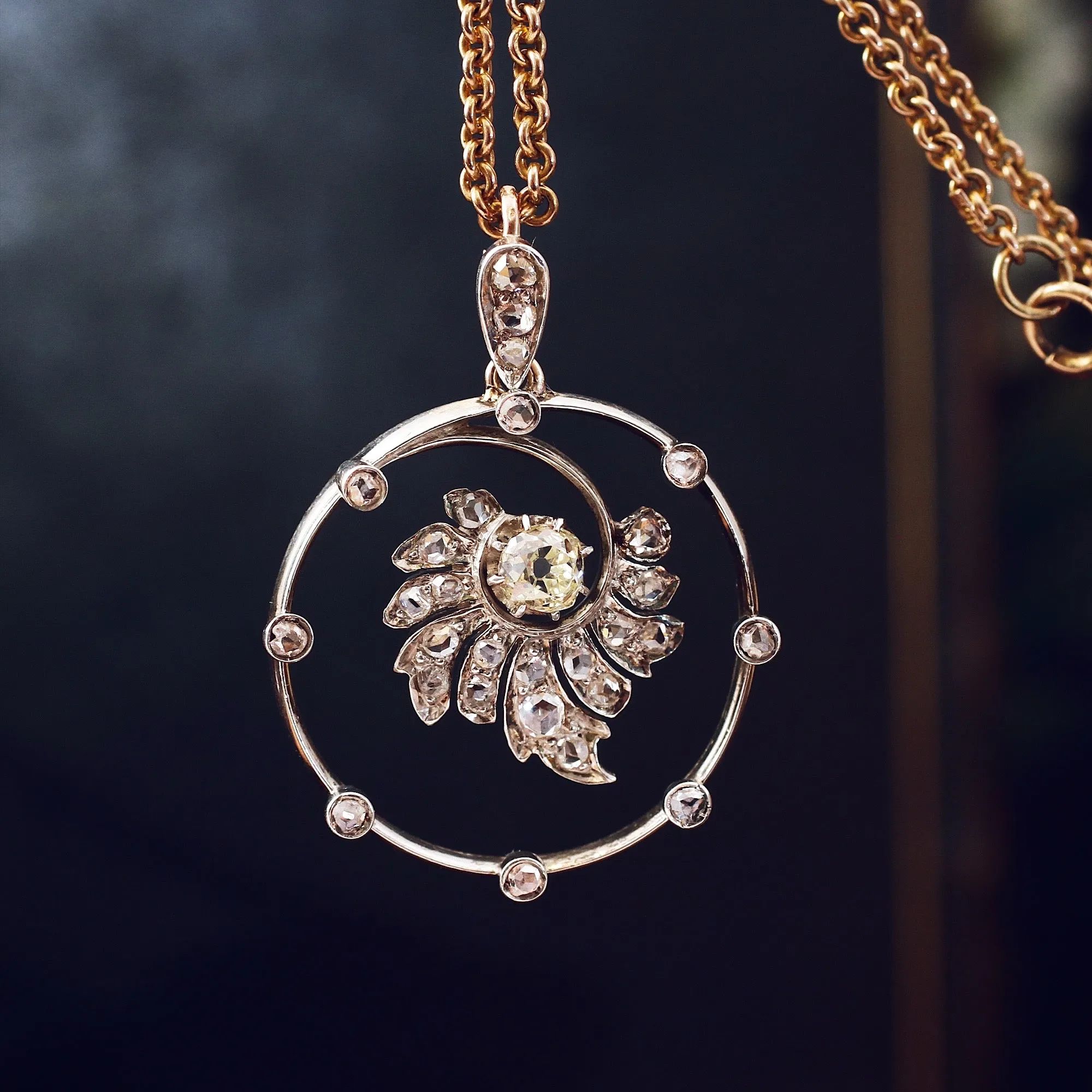 Refined Beauty! Antique Diamond Circlet Pendant